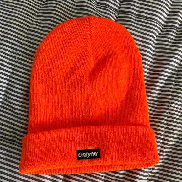 ONLYNY Other - NWOT ORANGE ONLYNY BEANIE